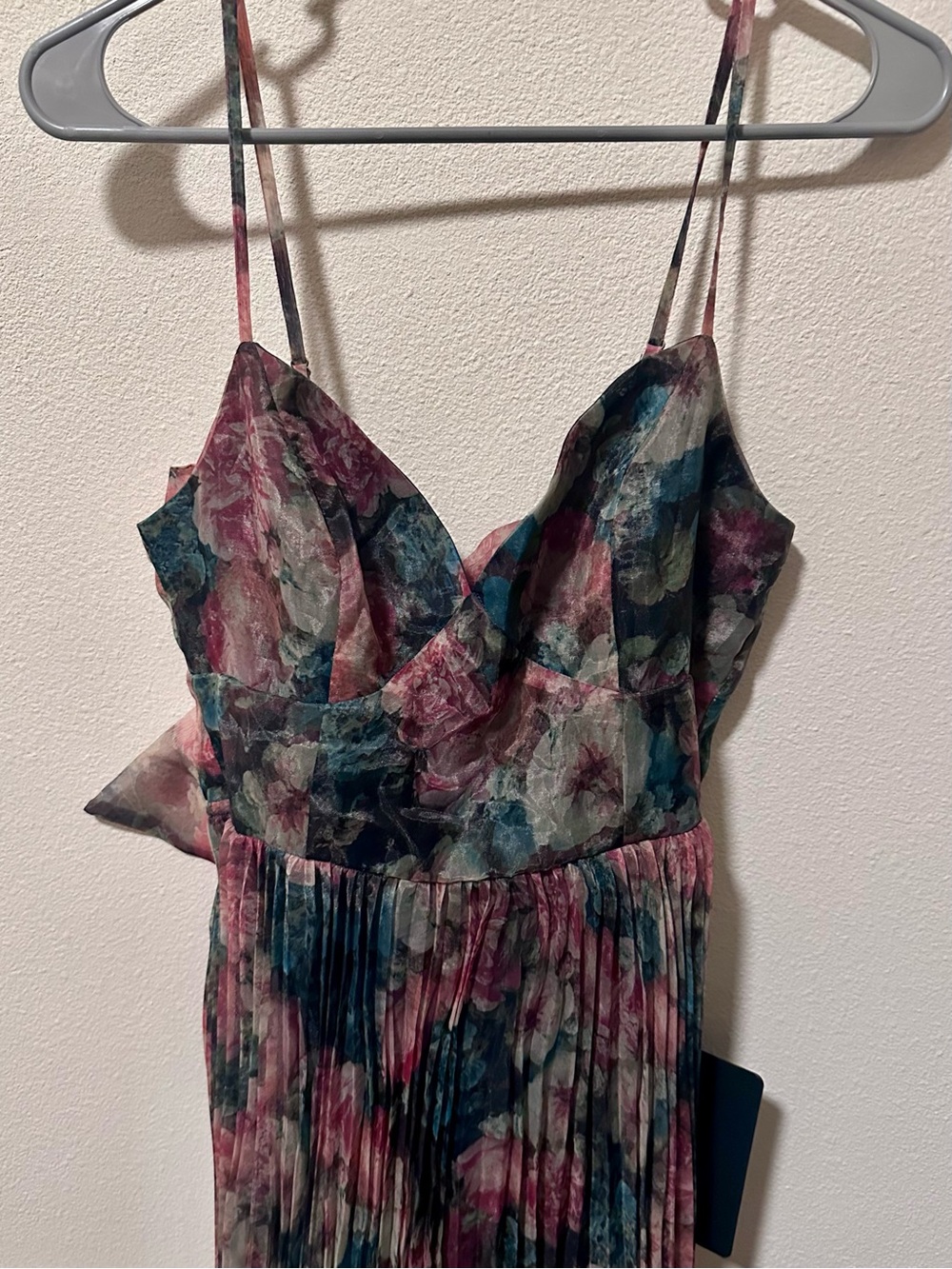 Lulu's Floral Pleated Midi Dress in Teal and Rose - Picture 3 of 4